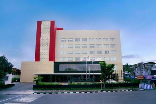 The ZHM Premiere Padang, Rezerwuj Hotel Padang Sumatra