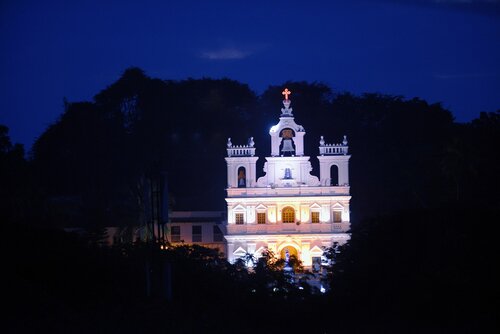 TreeHouse Neptune Inn, Book Hotel 4-stjernede hoteller i Goa, 4*