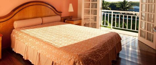 Colonial Plaza Hotel Pindamonhangaba, Забронировать Отель Пиндамоньянгаба 