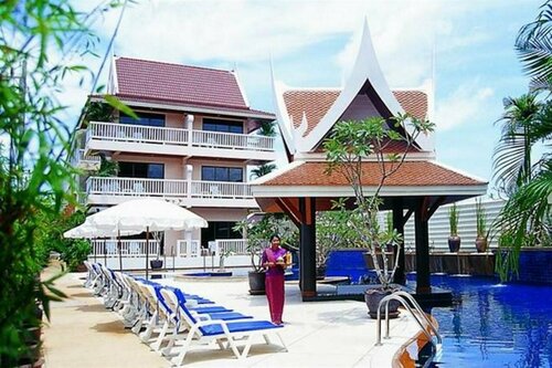 Kata Poolside Resort, Rezervovat Lázně / Resort Kata Phuket, blízko Kata Noi Beach