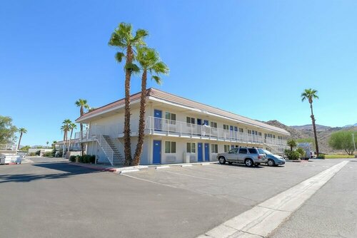Motel 6-Rancho Mirage, CA - Palm Springs, Забронировать Мотель Палм-Спрингс Coachella Valley