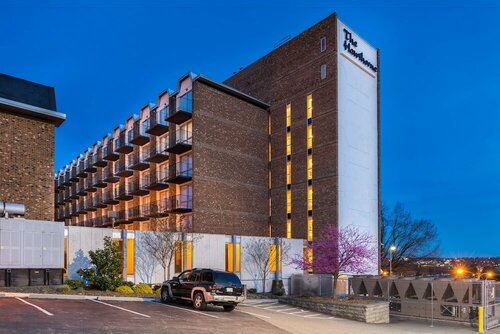 Hawthorne Inn & Conference Center, Забронировать Отель Уинстон-Сейлем Северная Каролина