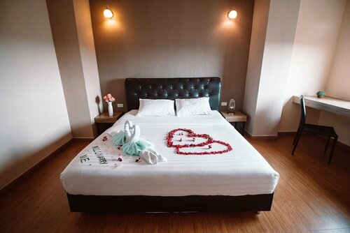 Triple Trees Hotel, Rezervați Hotel Pathum Thani Pathumthani Province