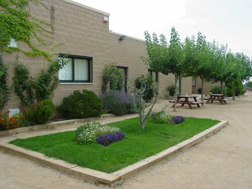 Ca n'Oliver - Hostel, Забронировать Хостел Перелада Жирона