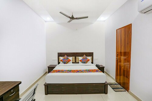 FabHotel Ks Grand - Hotel in Kakadeo