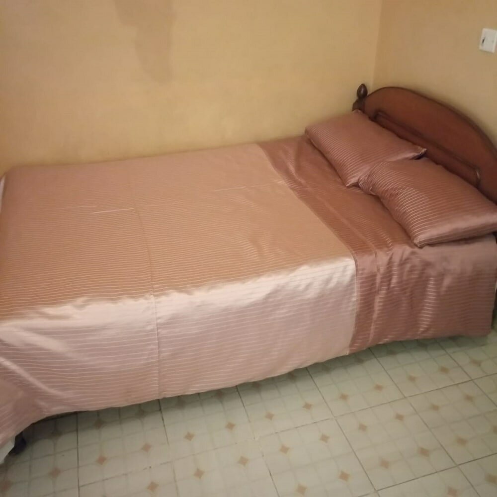 Kaka Guest House