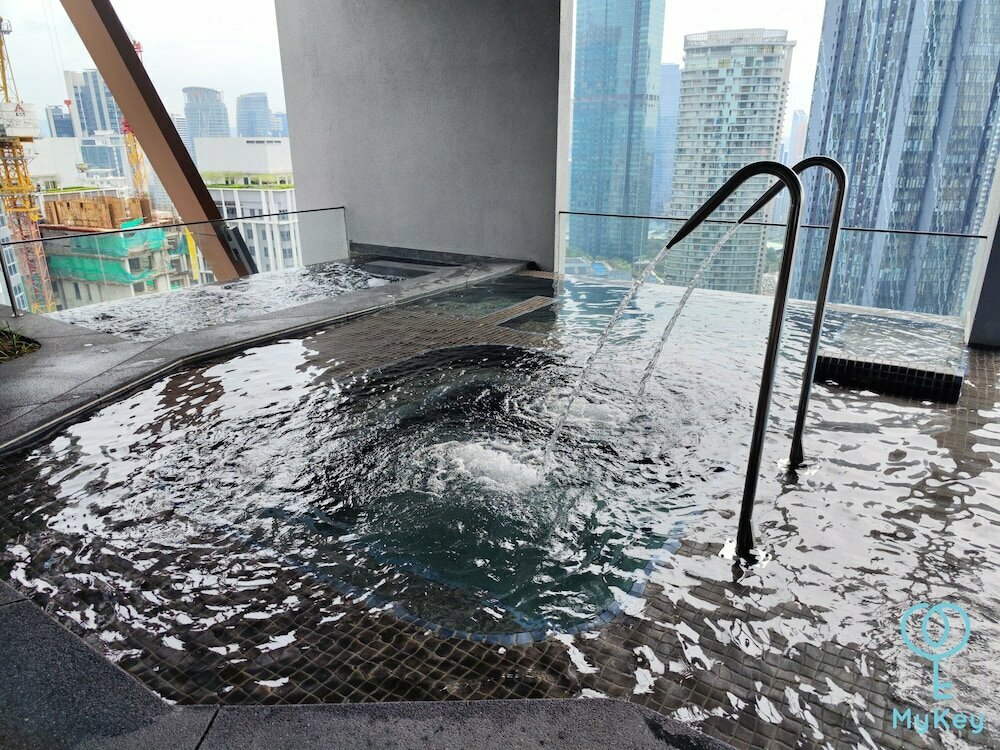 Scarletz Suites KLCC by De Harlequins Guesthouse