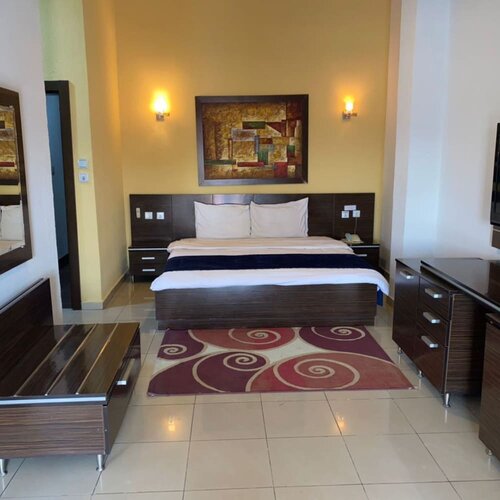 Owee Suites, Забронировать Апарт-отель Лагос Штат Лагос