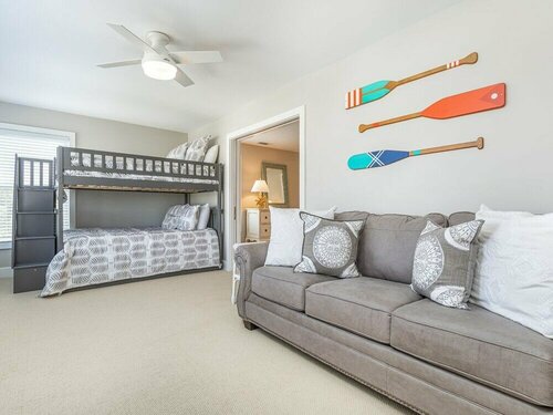 Tide The Knot, Book Hotel Georgia hoteller med parkering, Parkering