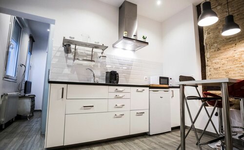 Woohoo Rooms Fuencarral, Забронировать Гостевой дом центр города Мадрид, рядом с Монастырь босоногих тринитариев