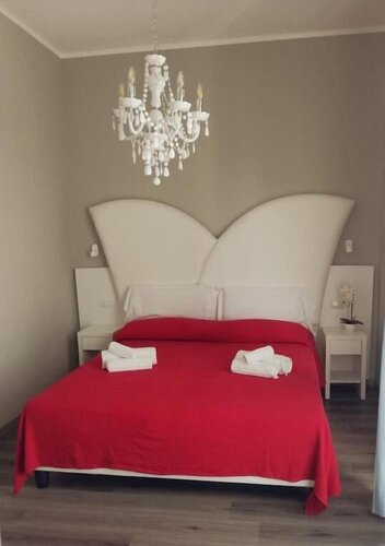 Hotel Lily, Забронировать Отель Римини - центр города Римини