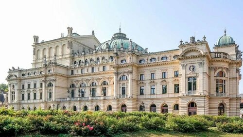 AMEN Aparthotel Curie 8, Забронировать Апарт-отель Отели Кракова 3 звезды, рядом с Церковь Святого Марка, 3*