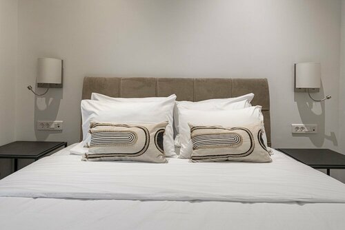 Phaedrus Living: City Center Lux Flat Kolonaki, Забронировать Гостевой дом Отели Афин с парковкой, Парковка