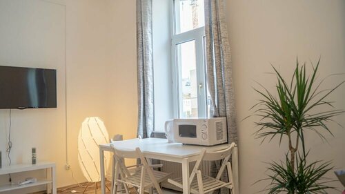 Shared Modern Apartment Schönbrunn - Budget Stylish Room, Забронировать Апартаменты/квартира Апартаменты 12. Майдлинг, Апартаменты/квартира