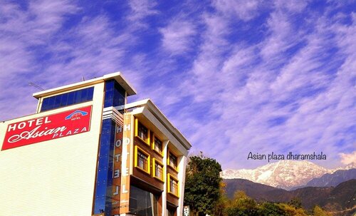 Hotel Asian Plaza Dharamshala, Забронировать Отель СПА-отели Дхармсала, SPA-услуги