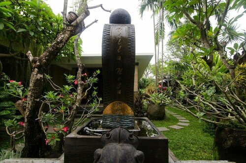 Villa Nesanur - Comfortable & Spacious Beachside Sanur, Забронировать Вилла Санур Denpasar Municipality