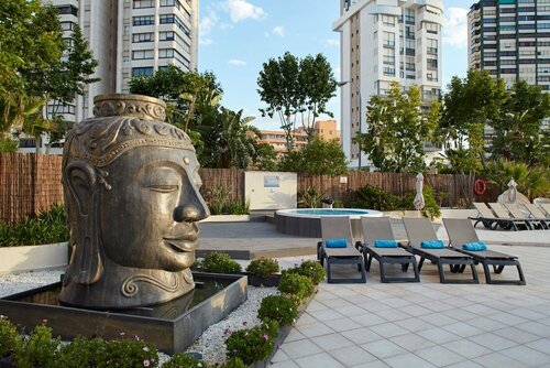 Flamingo Beach Resort, Забронировать Курортный отель Курортные отели Бенидорм, Курортный отель