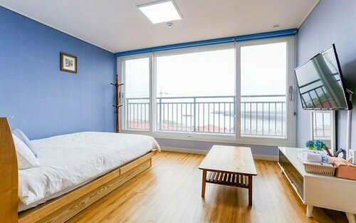 Jeju Baramui Eondeok Pension, Забронировать Отель Gujwa Чеджу