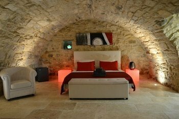 Les nuits envoutées, Buchen Sie Hotel Vezenobres Gard