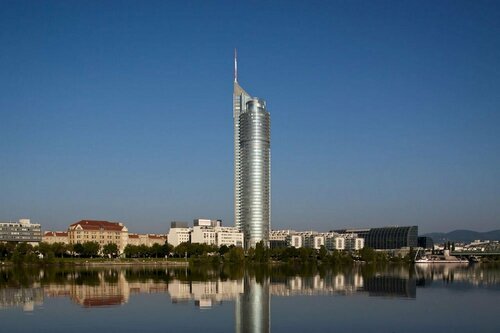 Harry's Home Vienna Millennium Tower, Забронировать Отель Вена Австрия, рядом с Небоскреб «Башня Тысячелетия»