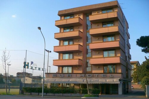 EURHOTEL, Забронировать Отель Новоли - Сан Донато Флоренция