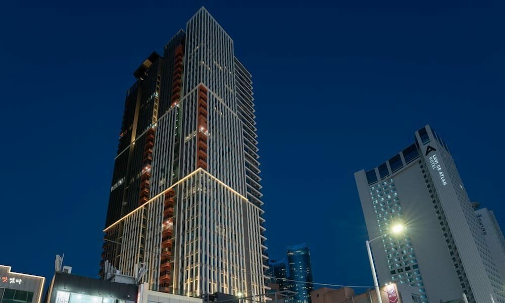 Cotice Ambassador Hotel