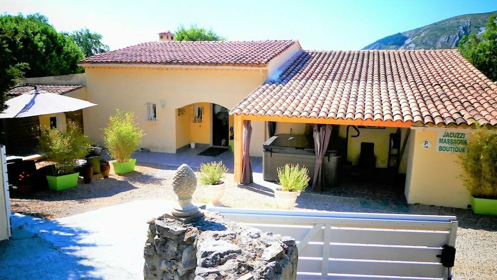 Villa Regain Chambres d hôtes & tables d hôtes et Location Villa