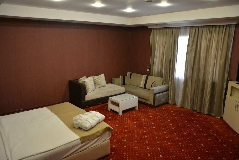 Lara Hotel & Spa