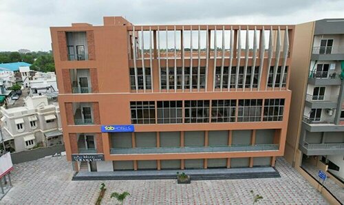 Fabhotel Rama Inn, Забронировать Отель Ананд 