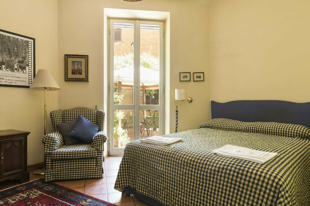 Lemon Tree Apartment Sistine Chapel