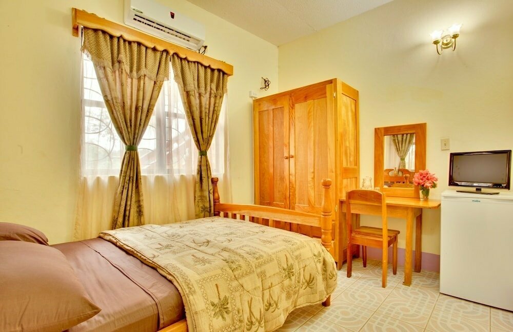 Davis Falls Inn
