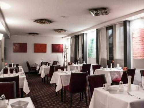 Hotel am Augustinerplatz, Забронировать Отель СПА-отели Кельна, рядом с Центральный железнодорожный вокзал Кельна, SPA-услуги