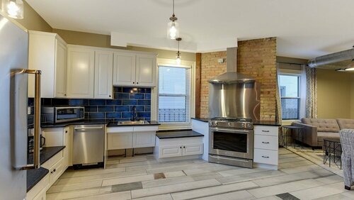 Stay Chateau Suite 4, Забронировать Отель Отели Миннеаполиса с парковкой, Парковка