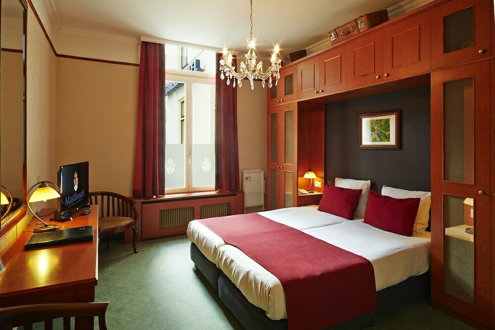 Hotel Mastbosch Breda