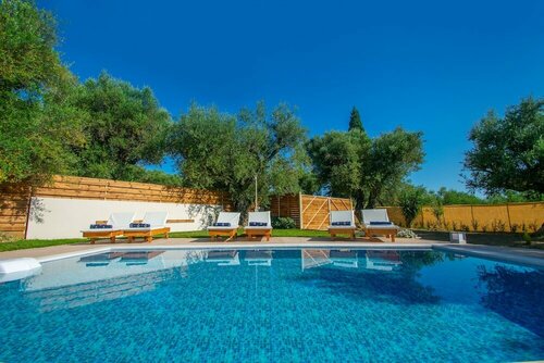 Zante Lagos holiday homes Treehouse and Villa, Забронировать Дом для отпуска Vouyiáton 