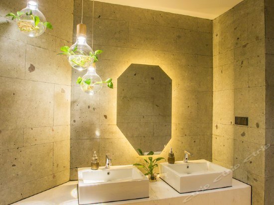 Atour Hotel Hangzhou Gongshu Canal Advertising Industrial Park