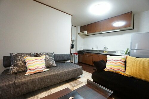 Guesthouse Ebisu EBH0002E, Забронировать Дом для отпуска Виллы Осаки, рядом с Aizenzaka Slope, Вилла
