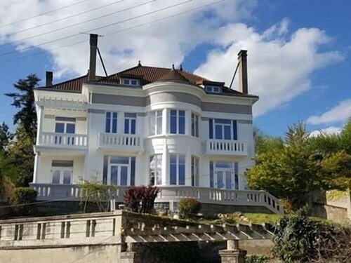 VillageFani, Book Hotel Hoteller i Rhône-Alps med parkering, Parkering