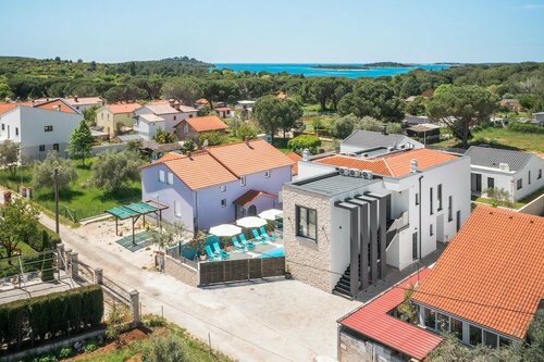 Vila Valla Studio Apartments, Забронировать Апартаменты/квартира Отели Фажана с парковкой, Парковка
