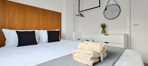 Phaedrus Living: Seaside Luxury Flat Lighthouse 69, Book Lejlighed Paphos hoteller med parkering, Parkering