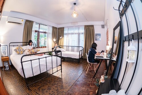 A Day Villa Chiangmai, Забронировать Вилла Коттеджи Си-Пхум, Коттедж