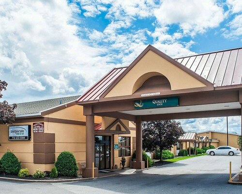 Quality Inn Buffalo Airport, Varaa Hotelli Cheektowaga Buffalo