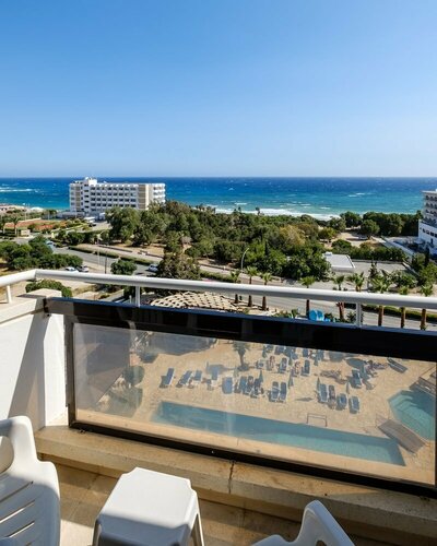 Cyprotel Florida, Rezerwuj Hotel Hotele w Famagusta ze śniadaniem, Śniadanie