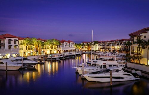 Naples Bay Resort and Marina, Забронировать Курортный отель Нейплс Southwest Florida