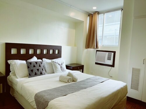 Rd Suites Greenbelt, Забронировать Отель Отели Макати с парковкой, Парковка