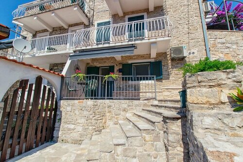 Apartment Penny, Забронировать Апартаменты/квартира Остров Шолта Сплитско-Далматинская жупания
