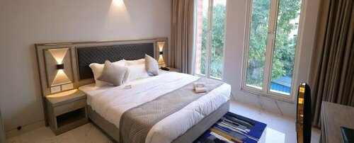 Fabhotel Prime Hampton By Ic'S, Забронировать Отель Нойда штат Уттар-Прадеш