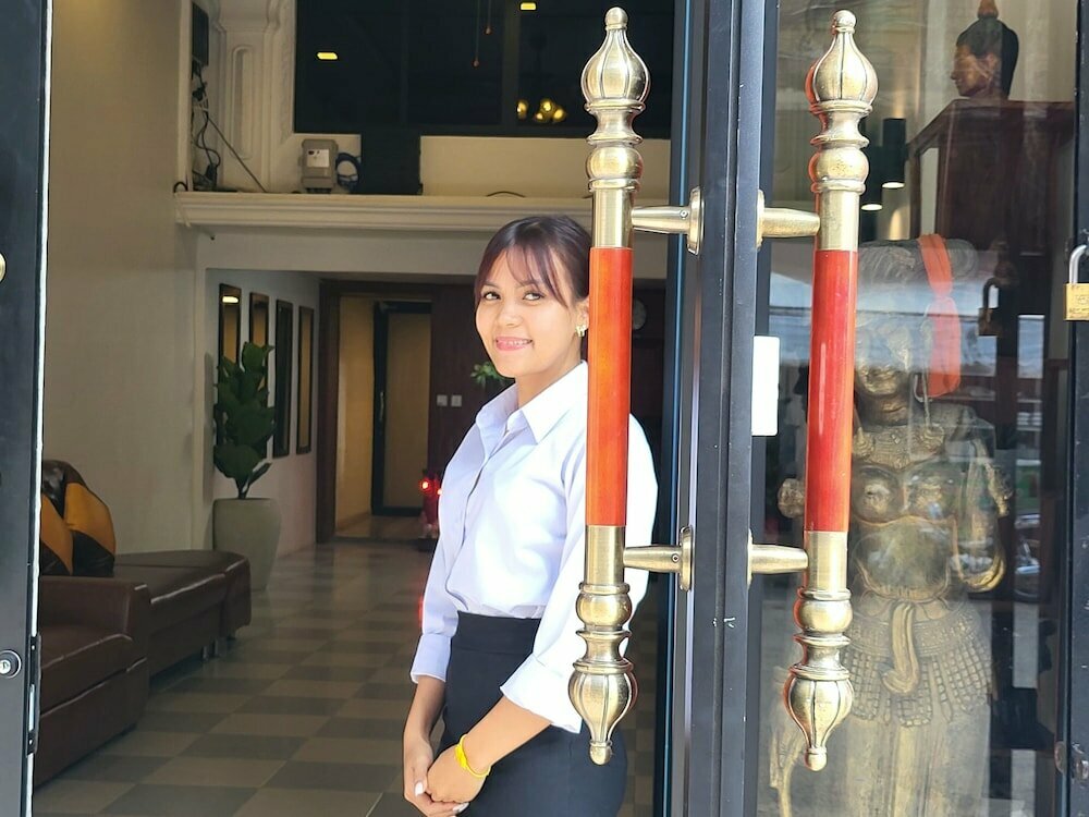 Sun Chakra Boutique Hotel - 50m to Museum & Royal Palace & Walking street