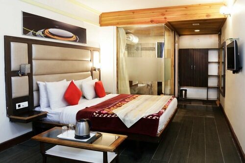 Hotel Aroma Nainital, Забронировать Отель СПА-отели Найнитал, SPA-услуги