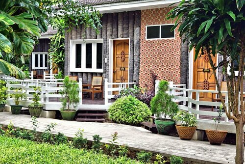 KMA Bagan Village Hotel, Reservar Hotel Hotéis em Mandalay Region com estacionamento, Estacionamento
